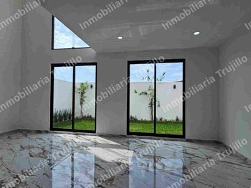 VENDO CASA EN LA RIVIERA VERACRUZ, CERCA DE WALMART EXPRES