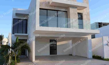 VENDO CASA EN LA RIVIERA VERACRUZ, CERCA DE WALMART EXPRES