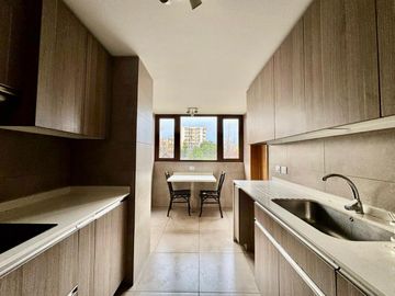 DEPARTAMENTO 3D 3B 2E LIQUIDA BANCO FRENTE PARQUE ARAUCO LAS CONDES
