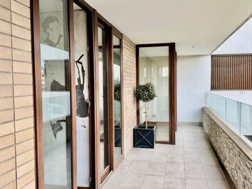 DEPARTAMENTO 3D 3B 2E LIQUIDA BANCO FRENTE PARQUE ARAUCO LAS CONDES