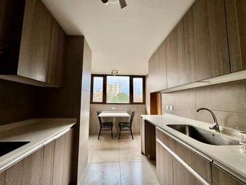 DEPARTAMENTO 3D 3B 2E LIQUIDA BANCO FRENTE PARQUE ARAUCO LAS CONDES