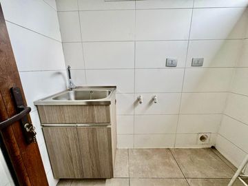 DEPARTAMENTO 3D 3B 2E LIQUIDA BANCO FRENTE PARQUE ARAUCO LAS CONDES