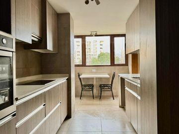 DEPARTAMENTO 3D 3B 2E LIQUIDA BANCO FRENTE PARQUE ARAUCO LAS CONDES