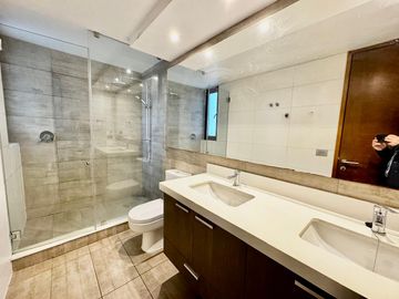 DEPARTAMENTO 3D 3B 2E LIQUIDA BANCO FRENTE PARQUE ARAUCO LAS CONDES