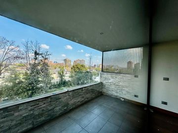DEPARTAMENTO 3D 3B 2E LIQUIDA BANCO FRENTE PARQUE ARAUCO LAS CONDES