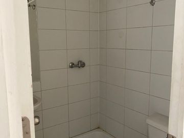 DEPARTAMENTO 2D1E LIQUIDA BANCO SANTIAGO METRO IRARRAZABAL