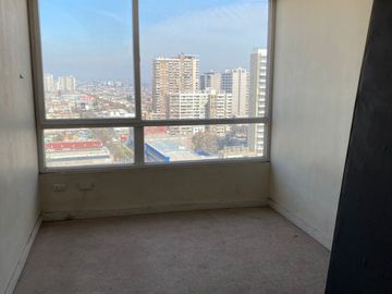 DEPARTAMENTO 2D1E LIQUIDA BANCO SANTIAGO METRO IRARRAZABAL