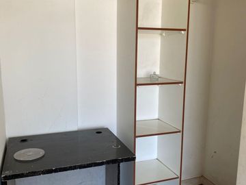 DEPARTAMENTO 2D1E LIQUIDA BANCO SANTIAGO METRO IRARRAZABAL