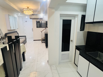 Fully Furnished 3BR Townhouse with Maid’s Room FOR SALE in Midland Suites, Quezon City