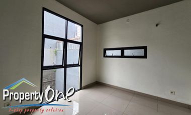 Jual Rumah Di Kencanaloka BSD Serpong