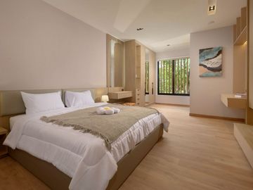 Modern Luxury House Chiang Mai with Private Pool