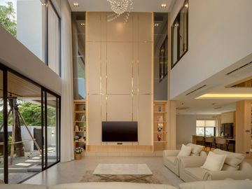 Modern Luxury House Chiang Mai with Private Pool