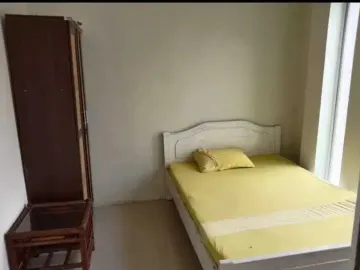 Jual Rumah kos 2 lt  Menanggal