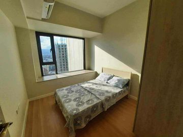 FOR SALE: Fully-Furnished Mandani Bay 1-Bedroom Corner Special Unit in Mandaue City, Cebu - P13M