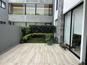 Vendo depto pb con jardín 2 dormitorios