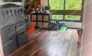 CASA AMPLIA Y MODERNA EN PRIVADA TRANQUILA CON SEGURIDAD RECIÉN REMODELADA