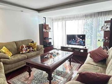 Casa en venta 3 dormitorios: Sector Av. El Inca y 6 de diciembre