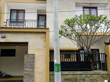 [AMR-078.AMA] For Monthly Rent Rumah Cantik Furnished Gatot Subroto I