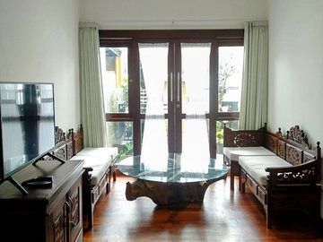 [AMR-078.AMA] For Monthly Rent Rumah Cantik Furnished Gatot Subroto I