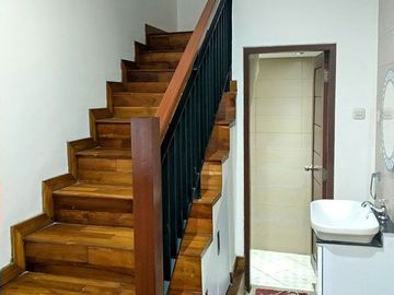 [AMR-078.AMA] For Monthly Rent Rumah Cantik Furnished Gatot Subroto I