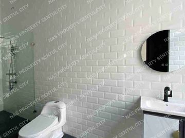 Rumah baru minimalis modern kolam renang area depan Sentul city