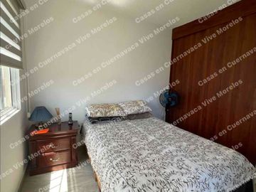 EXCELENTE INVERSIÓN CASA EN VENTA SEMINUEVA EN RESIDENCIAL SAUCES