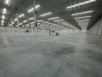 NAVE EN RENTA DE 10,000 M2 EN QUERÉTARO Santa Rosa Jáuregui