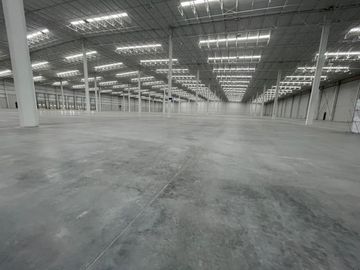 NAVE EN RENTA DE 10,000 M2 EN QUERÉTARO Santa Rosa Jáuregui