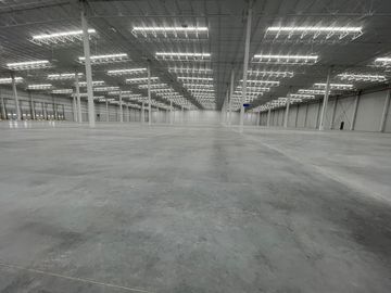 NAVE EN RENTA DE 10,000 M2 EN QUERÉTARO Santa Rosa Jáuregui