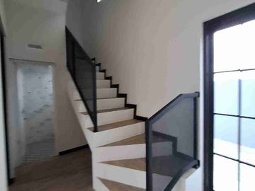 Cluster View CANTIK Depan BPK Jateng di Jalan Raya Pramuka Banyumanik