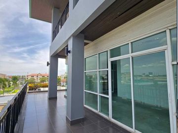 Office building Krungthep Kreetha for sell: 134sqwah 1,100sqm. 49,000,000 Am: 065619----