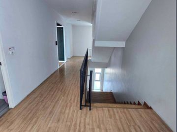 Office building Krungthep Kreetha for sell: 134sqwah 1,100sqm. 49,000,000 Am: 065619----