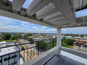 Office building Krungthep Kreetha for sell: 134sqwah 1,100sqm. 49,000,000 Am: 065619----