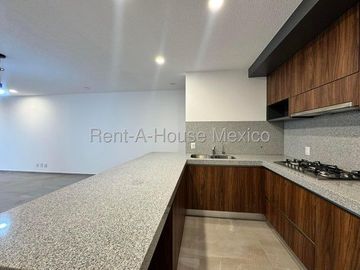 VENTA, Jurica - Departamento en planta baja con 3 recámaras y amenidades