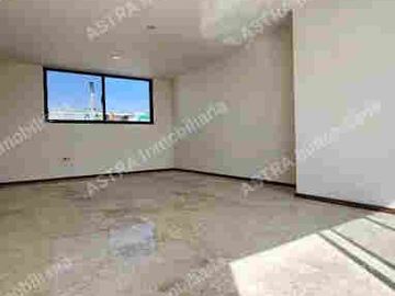 SE VENDE CASA EN FRACCIONAMIENTO EN Zerezotla, Cholula de Rivadavia, Puebla, México