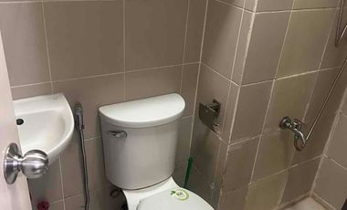 2 bedroom condo in mandaluyong for sale with title