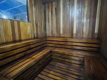 Venta Hostal funcionando en Baños, Rio Negro