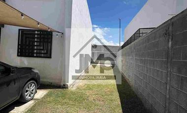 CASA EN RENTA  EN HACIENDA VIÑEDOS