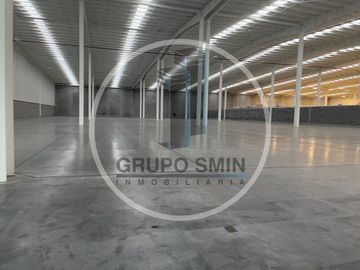NAVE INDUSTRIAL EN RENTA DE 10,000 M2 EN SANTIAGO DE QUERETARO
