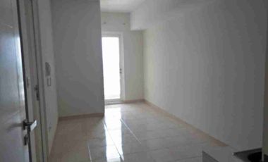 Dijual murah 2br Unurnish di The Springlake Summarecon Bekas