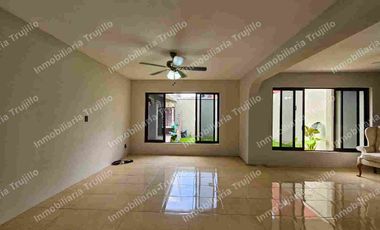 VENDO CASA AMPLIA CERCA DEL CENTRO DE ORIZABA