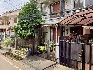 Di jual rumah dalam perumahan di duren sawit Jakarta Timur