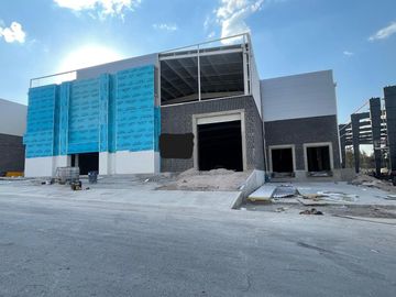 Bodega industrial en renta con 3,000 m² en Parque Industrial PYME