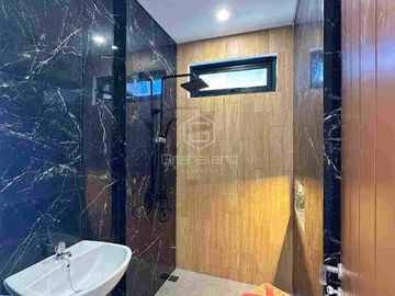 Rumah Baru Private Pool Dalam Komplek Dekat Akses Cilandak Jakarta Selatan