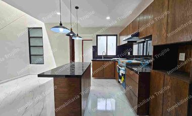 VENDO CASA CERCA DE LA LAZARO CARDENAS