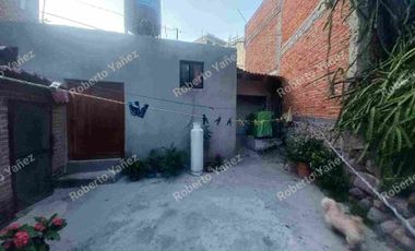 En venta casita para remodelar en San Miguel de Allende, centro