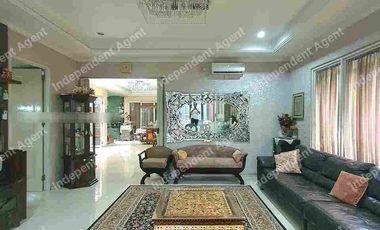 Rumah 2 Lantai Huk, Dekat Ke Pondok Indah Jakarta Selatan