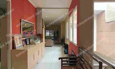 Rumah 2 Lantai Huk, Dekat Ke Pondok Indah Jakarta Selatan