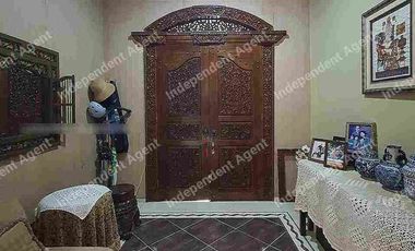 Rumah 2 Lantai Huk, Dekat Ke Pondok Indah Jakarta Selatan
