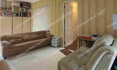 Rumah 2 Lantai Huk, Dekat Ke Pondok Indah Jakarta Selatan